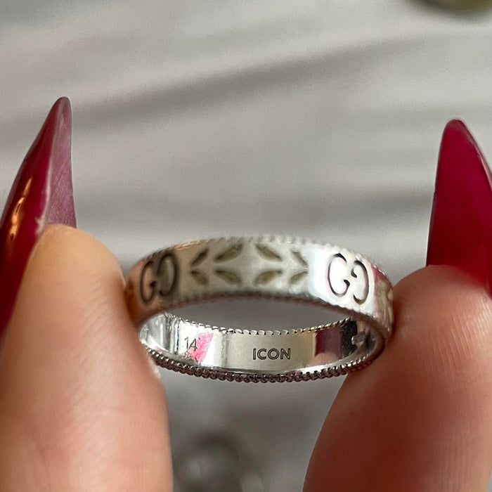 Gucci 18ct white gold icon blossom ring