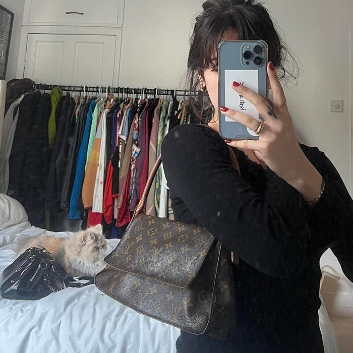 Louis Vuitton monogram looping shoulder bag