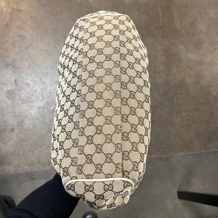Gucci sukey cream bag