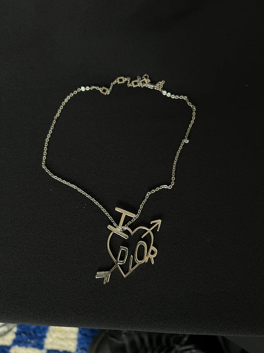 Dior silver heart necklace