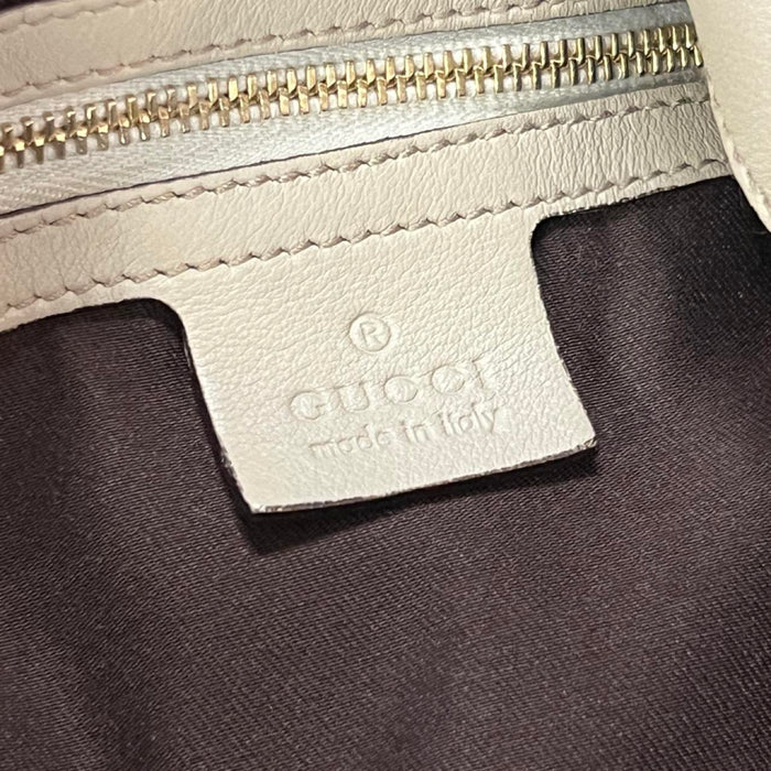 Gucci cream monogram Indy bag