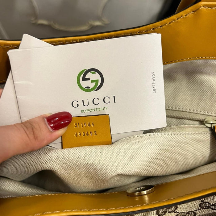 Gucci tan sukey bag