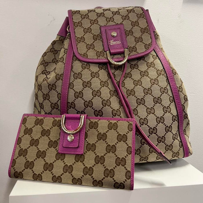 Gucci abbey pink wallet