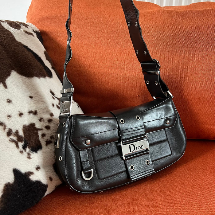 Dior street chic Columbus black shoulder bag