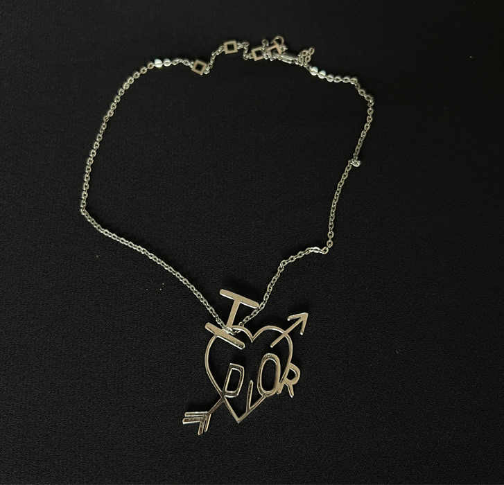 Dior silver heart necklace