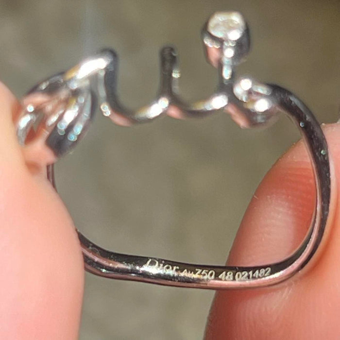 Dior white gold diamond oui ring– KOSHARCHIVE Dior white gold diamond oui ring– KOSHARCHIVE