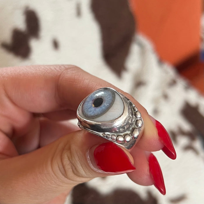 The Great Frog sterling silver blue eye ring