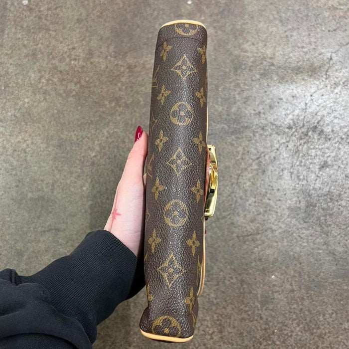 Louis Vuitton Beverley PM bag
