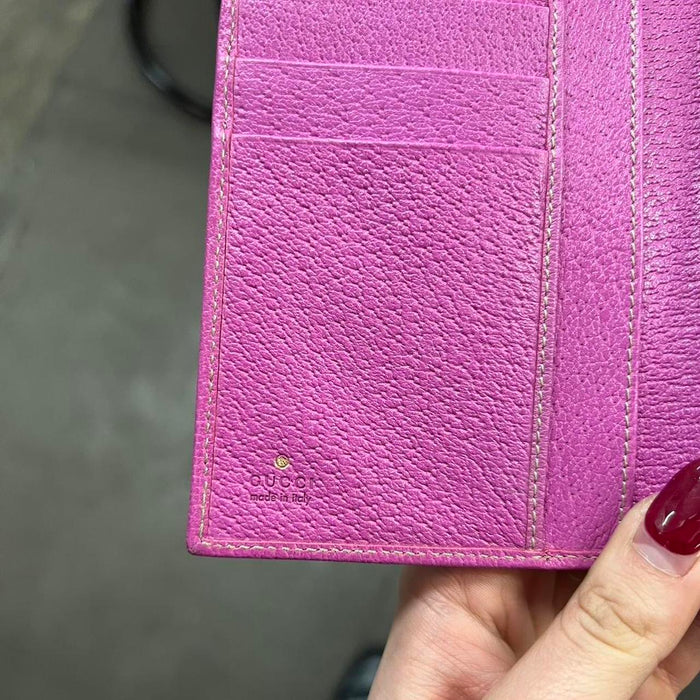 Gucci abbey pink wallet