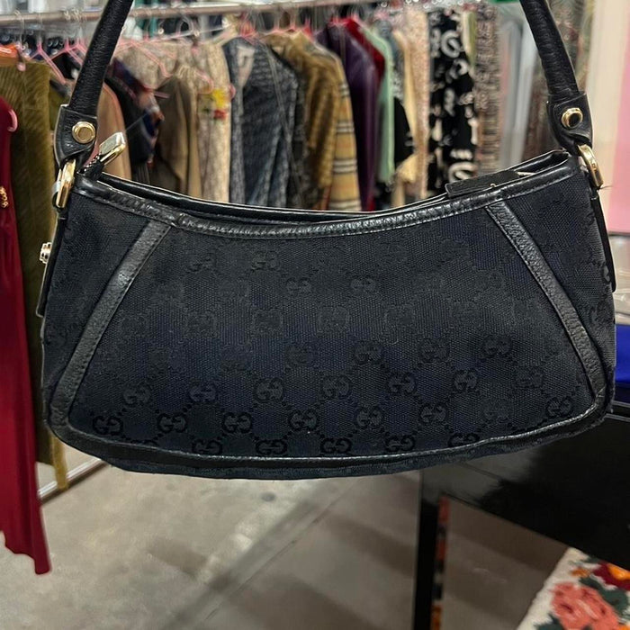 Gucci abbey shoulder bag in black