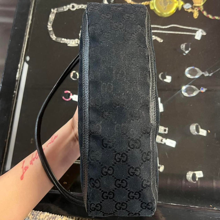Gucci abbey shoulder bag in black