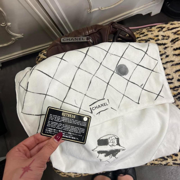 Chanel chain link brown leather bag