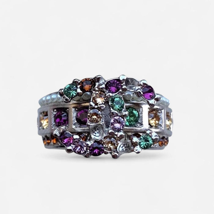 CHANEL ロゴ バンドリング クリスタル装飾 Chanel vintage crystal logo ring– KOSHARCHIVE