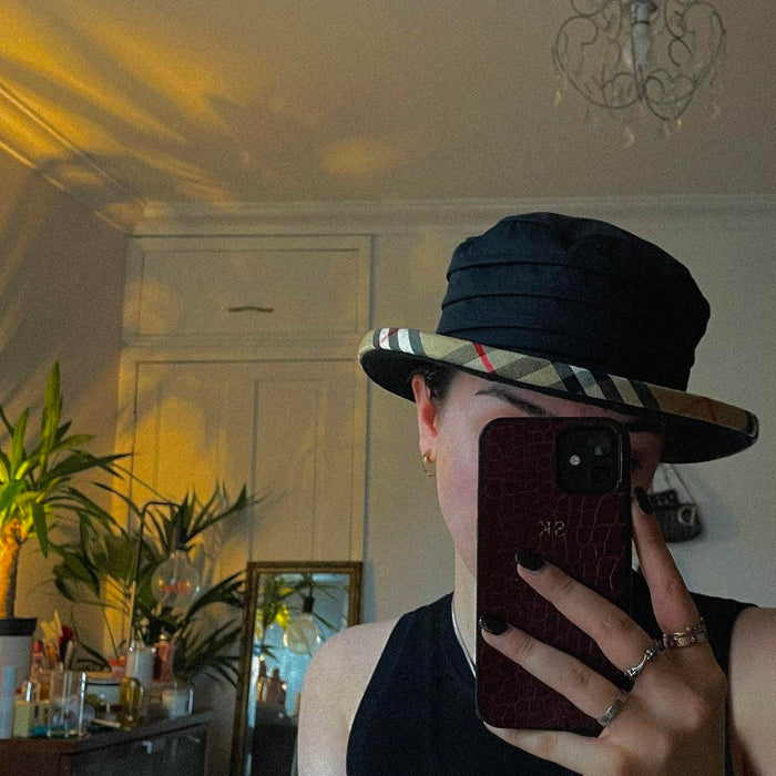 Burberry black nova check hat
