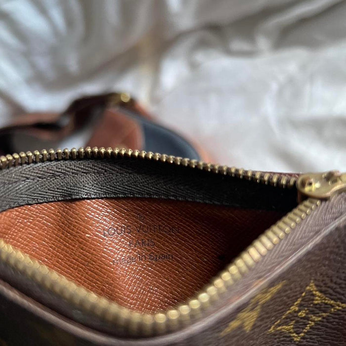 Louis Vuitton monogram pochette coin purse